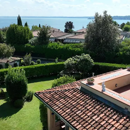 Artemisia Luxury, Pool & Jacuzzi, 300m From Garda * Padenghe sul Garda